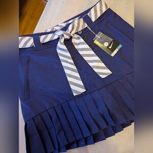 Nike Golf Convertible Skirt & Shorts